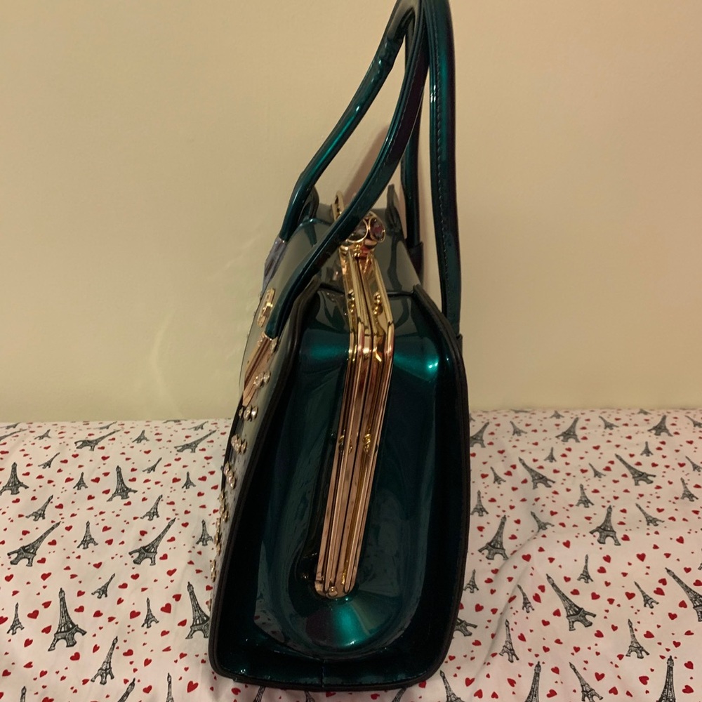 New wickedly green patent and rhinestone studded purse! - Picture 4 of 6